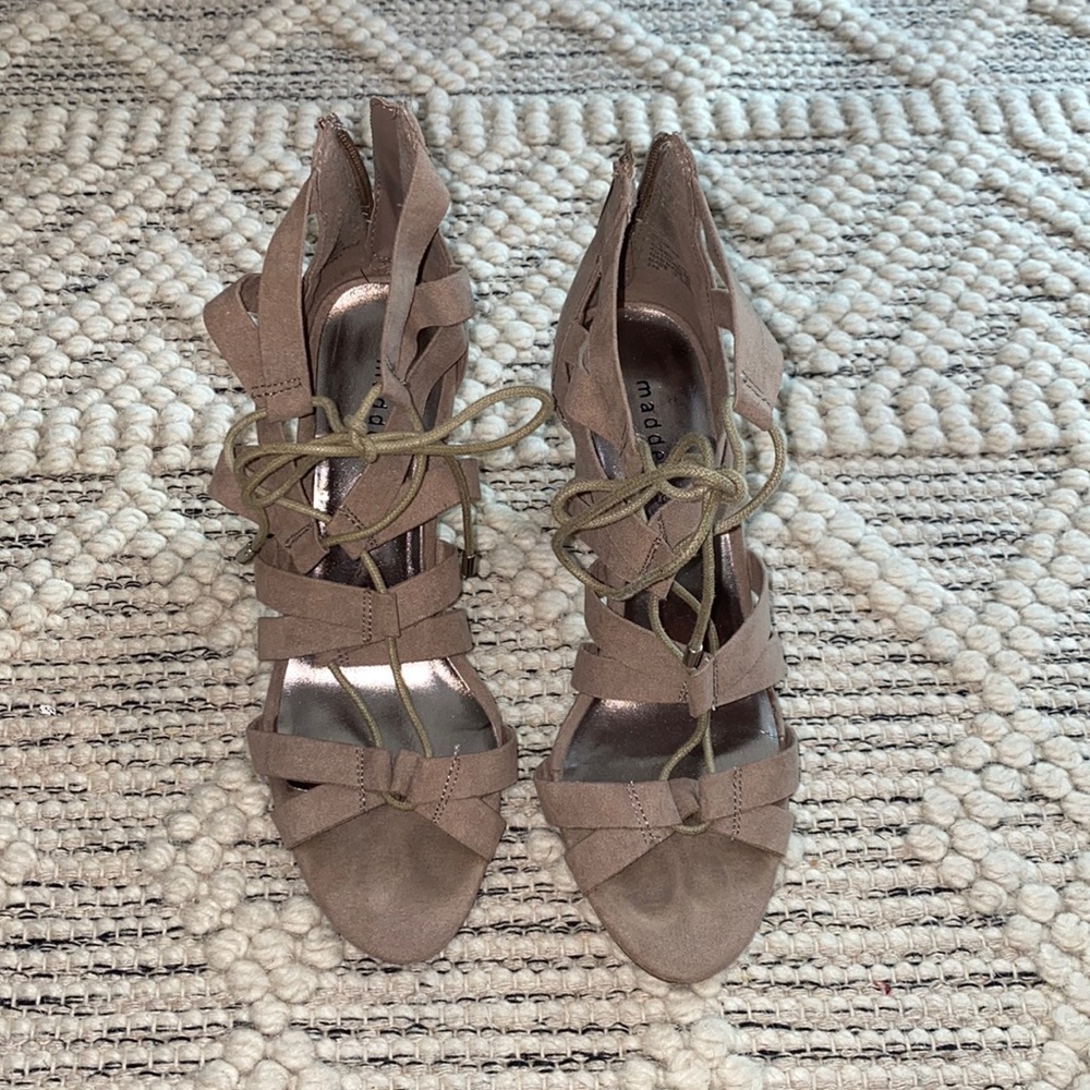Madden girl tie up heals